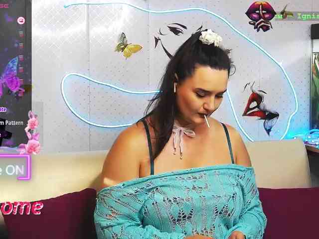 Lina_ webcam