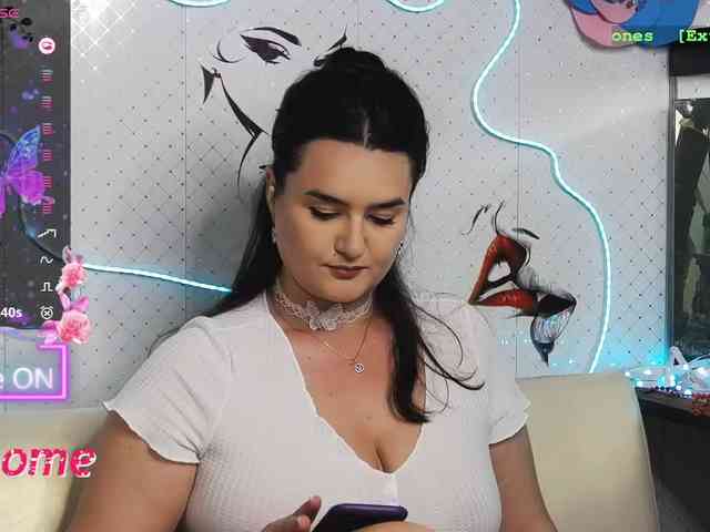 Lina_ webcam