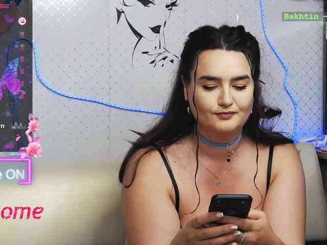 Lina_ webcam