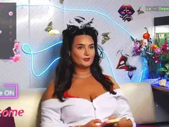 Lina_- webcam