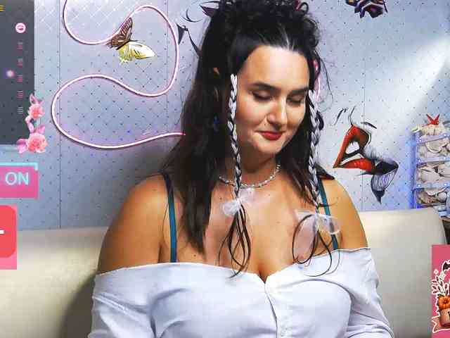 Lina_- webcam