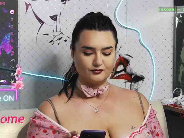 Lina_ webcam