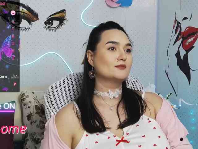 Lina_ webcam