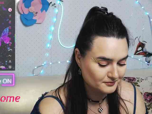 Lina_ webcam