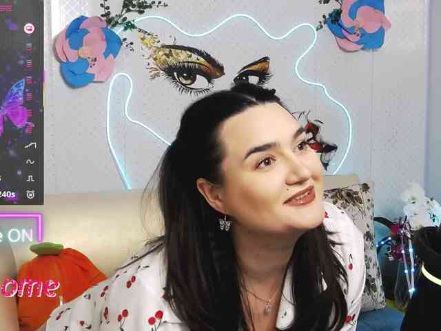 Lina_ webcam