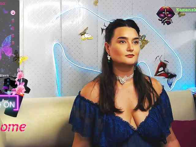 Lina_ webcam