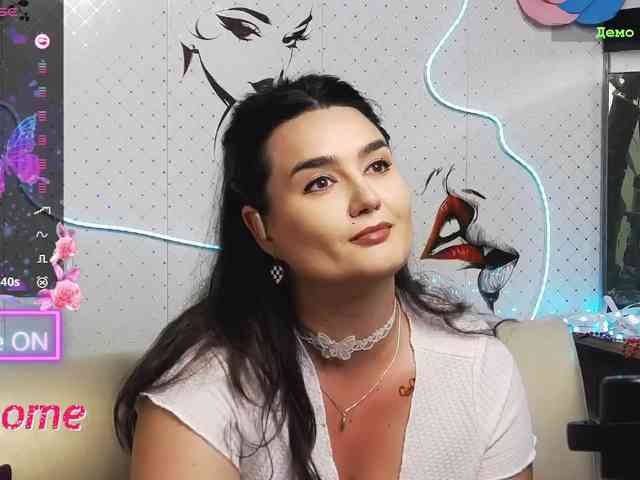 Lina_ webcam