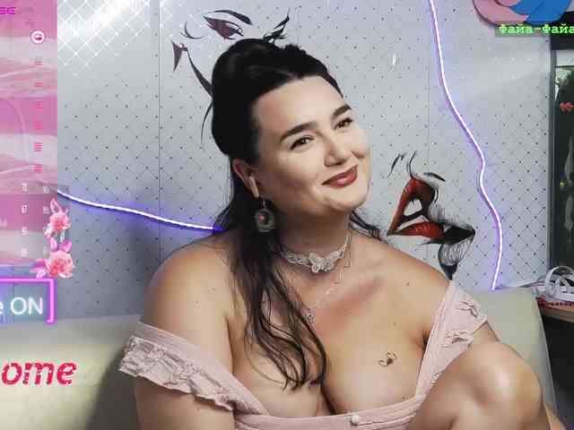 Lina_ webcam
