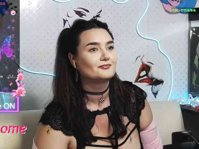 Lina_ webcam