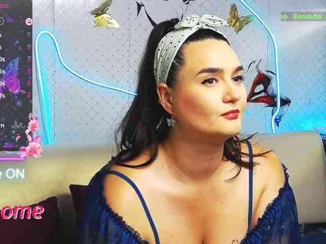 Lina_ webcam