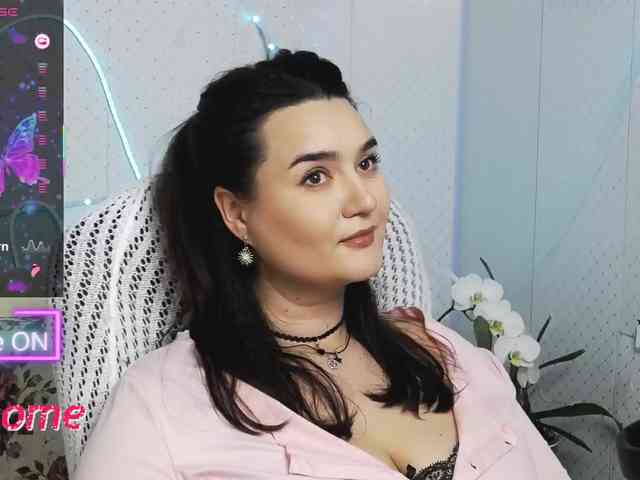 Lina_ webcam