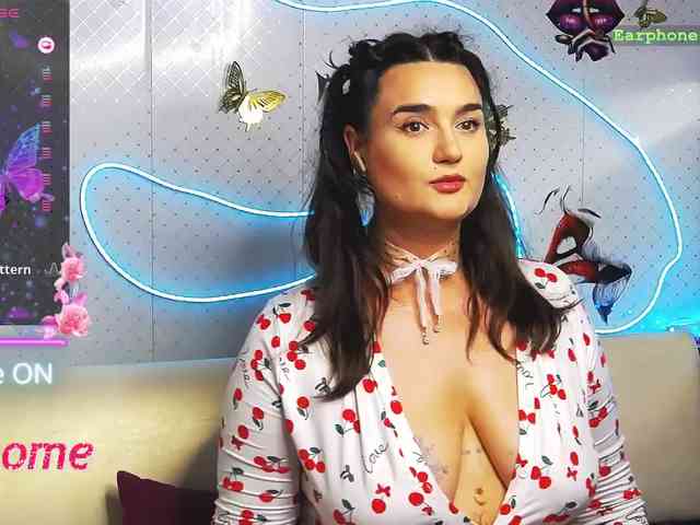 Lina_ webcam