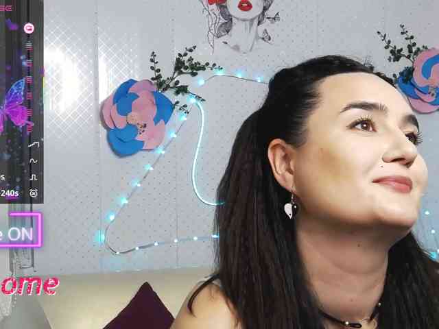 Lina_ webcam