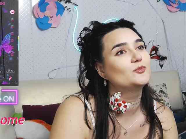Lina_ webcam