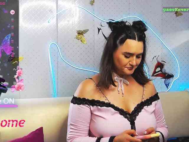 Lina_ webcam
