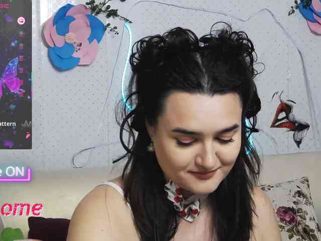 Lina_ webcam