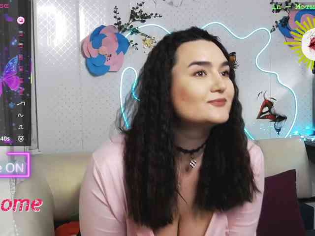 Lina_ webcam