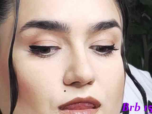 Lina_- webcam