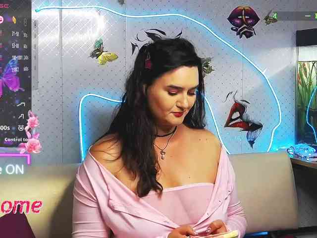 Lina_- webcam