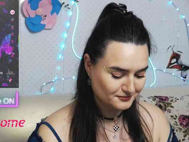 Lina_ webcam