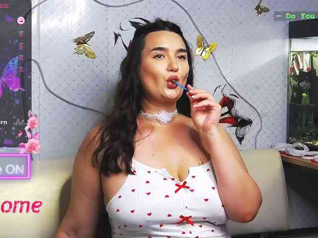 Lina_ webcam