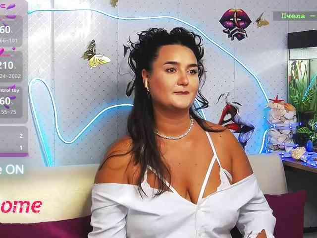 Lina_- webcam