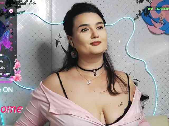 Lina_ webcam