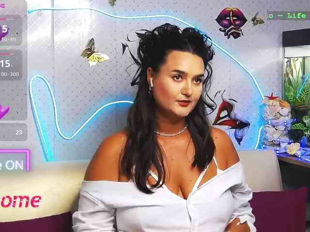 Lina_- webcam