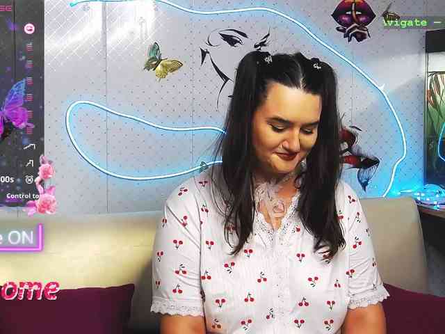 Lina_ webcam