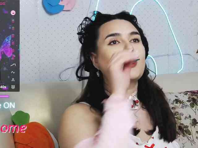 Lina_ webcam