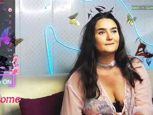 Lina_ webcam