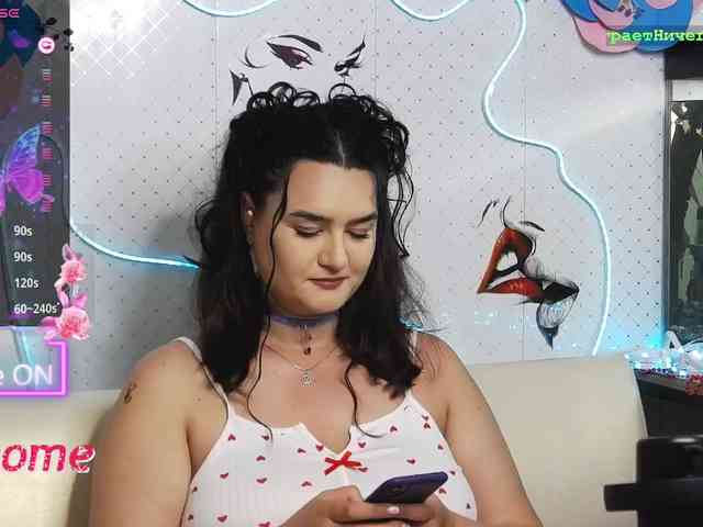 Lina_ webcam