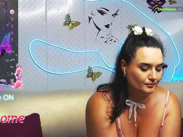 Lina_ webcam