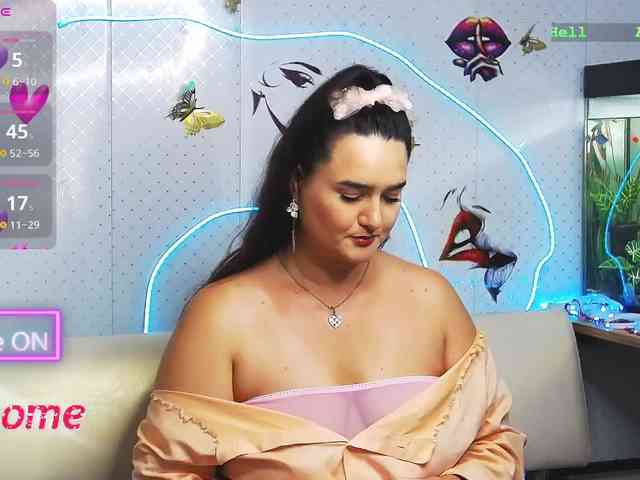 Lina_- webcam