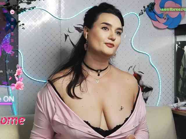Lina_ webcam