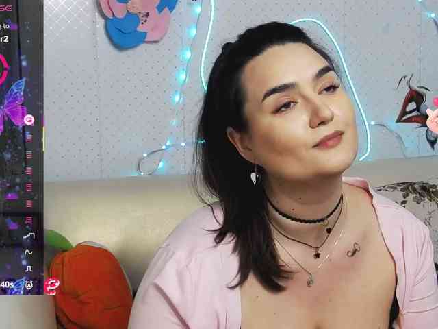 Lina_ webcam