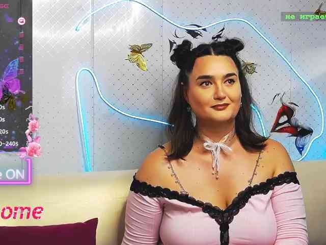 Lina_ webcam