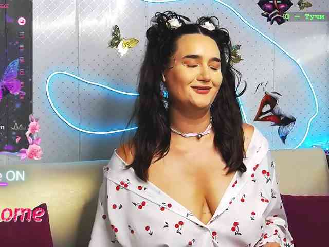 Lina_ webcam