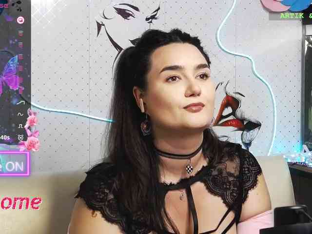 Lina_ webcam