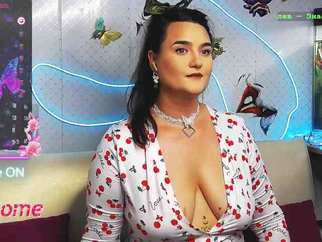 Lina_- webcam