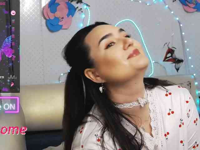 Lina_ webcam