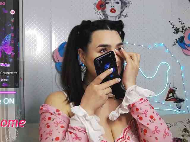 Lina_ webcam