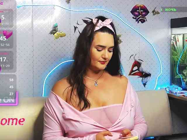 Lina_- webcam