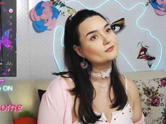 Lina_ webcam