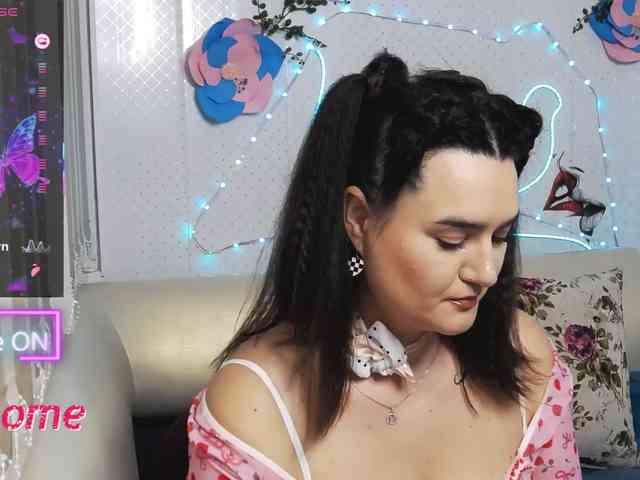 Lina_ webcam
