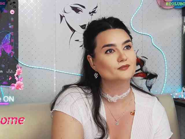 Lina_ webcam