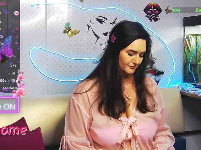 Lina_- webcam