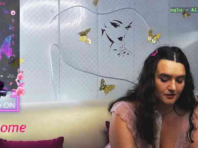 Lina_ webcam