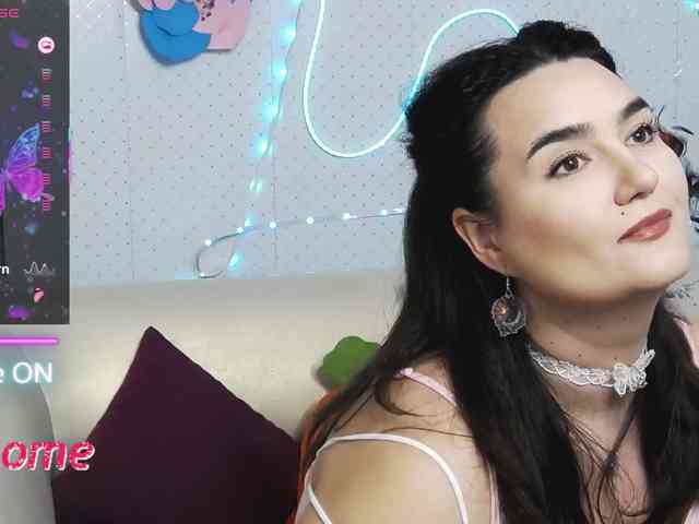 Lina_ webcam