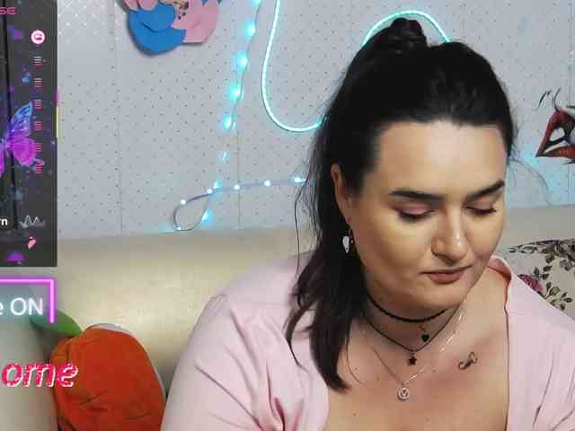 Lina_ webcam